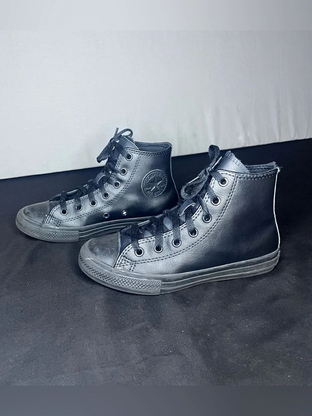 Converse Chuck Taylor All Star Black Leather High Top sneakers Size